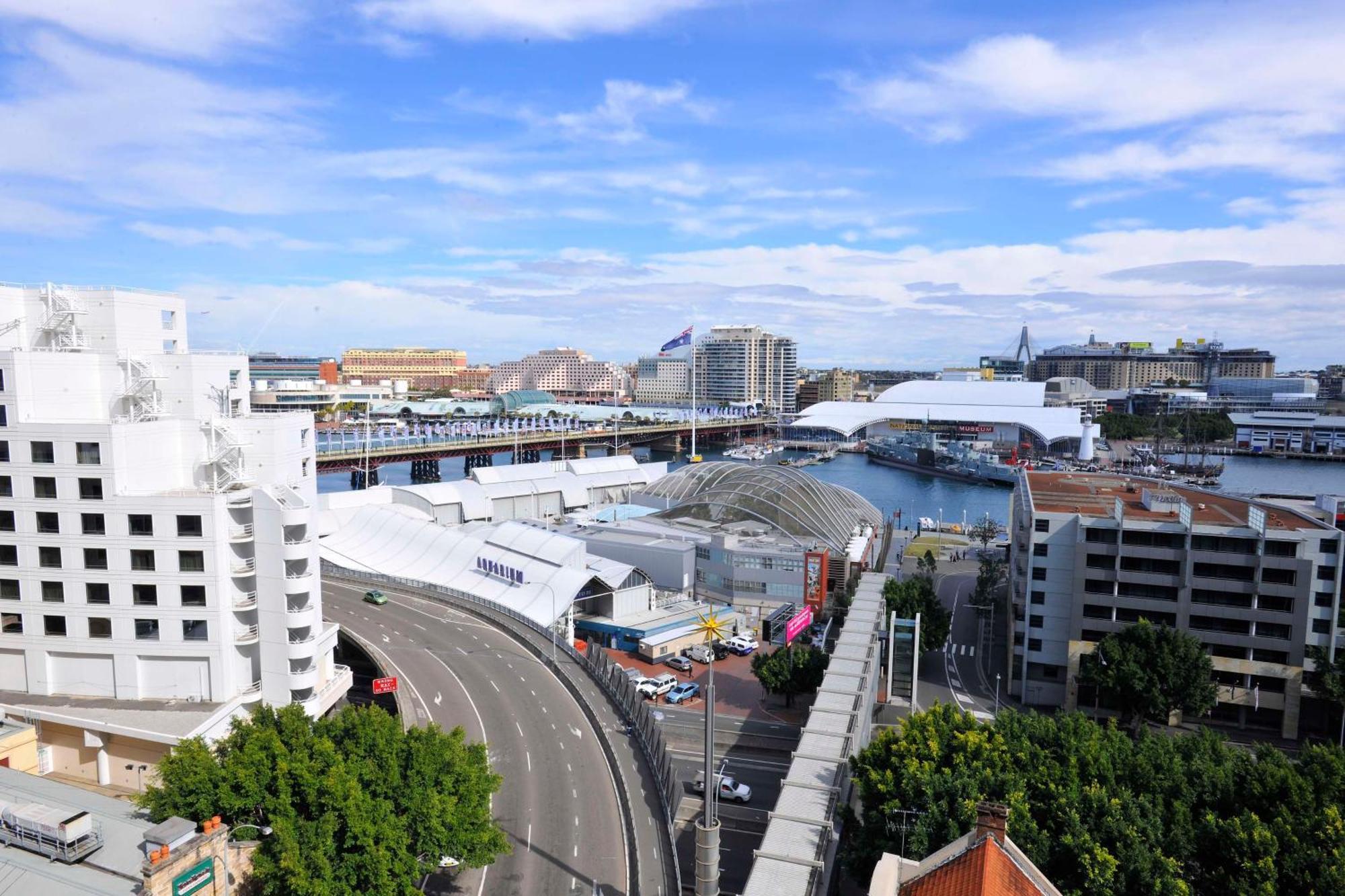 Metro Apartments On Darling Harbour Sidney Exterior foto